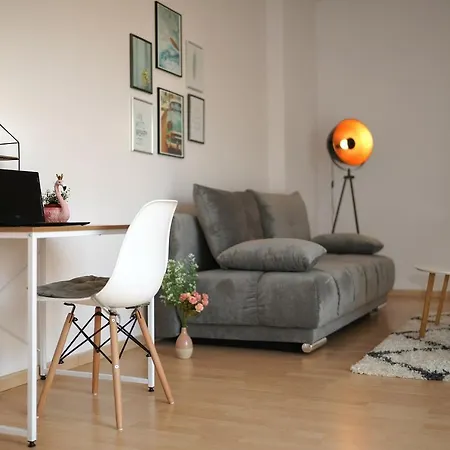 Blue Chili 07 - Lage, Modern, Naehe Hbf, Wifi Apartment