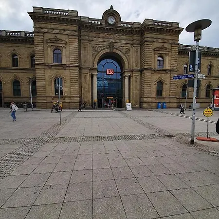 Blue Chili 07 - Lage, Modern, Naehe Hbf, Wifi Апартаменты Магдебург