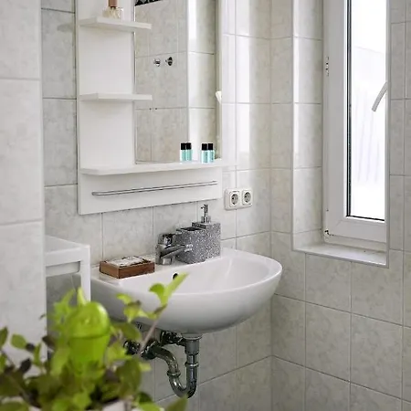 Blue Chili 07 - Lage, Modern, Naehe Hbf, Wifi 아파트 *